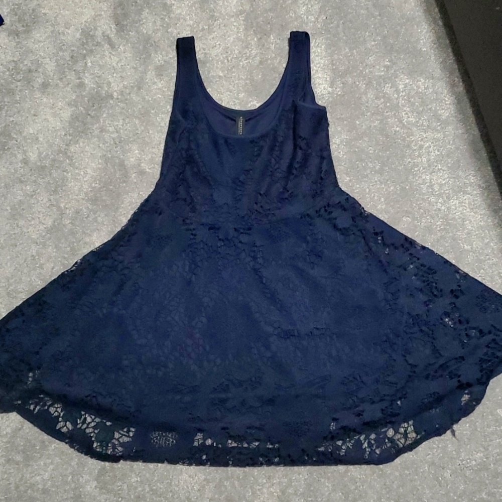 Aeropostale size S Navy Blue Floral Lace Dress